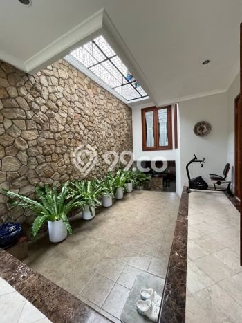 Ready to Use! Luxury House LT 310m2 Desain Elegan di BSD Puspita Loka Ready to Use! Luxury House LT 310m2 Desain Elegan di BSD Puspita Loka