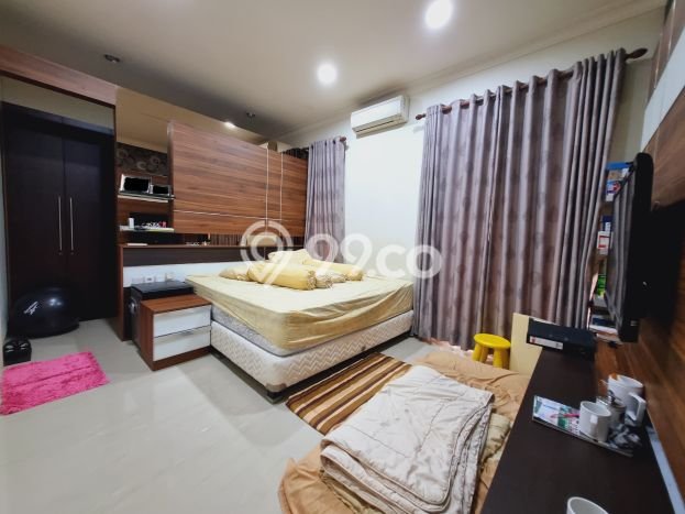 Rumah Elit LB 220m2 Siap Huni Desain Elegan di Gading Serpong, Tangerang Rumah Elit LB 220m2 Siap Huni Desain Elegan di Gading Serpong, Tangerang