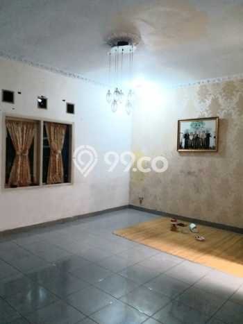 Rumah lama terawat area antapani Rumah lama terawat area antapani