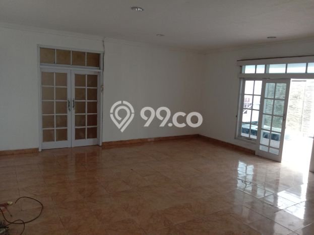 Rumah Antapani starategis pinggir jalan besar Rumah Antapani starategis pinggir jalan besar