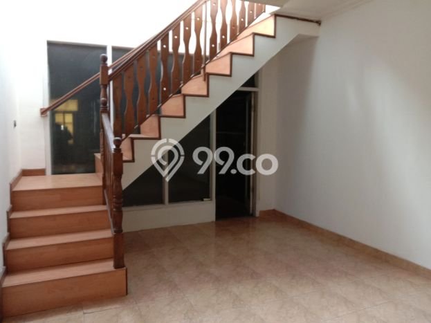 Rumah Antapani starategis pinggir jalan besar Rumah Antapani starategis pinggir jalan besar