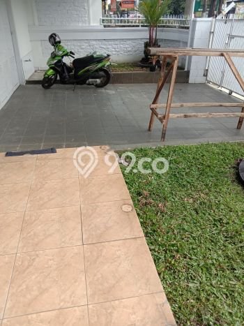 Rumah Antapani starategis pinggir jalan besar Rumah Antapani starategis pinggir jalan besar