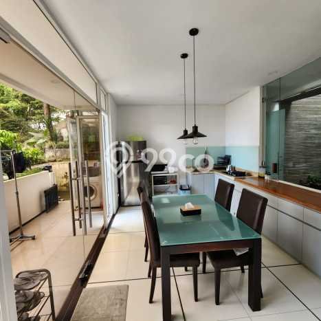 Rumah Cantik Full Furnish di Sayap Dago Bandung Rumah Cantik Full Furnish di Sayap Dago Bandung