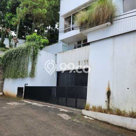 Rumah Cantik Full Furnish di Sayap Dago Bandung Rumah Cantik Full Furnish di Sayap Dago Bandung