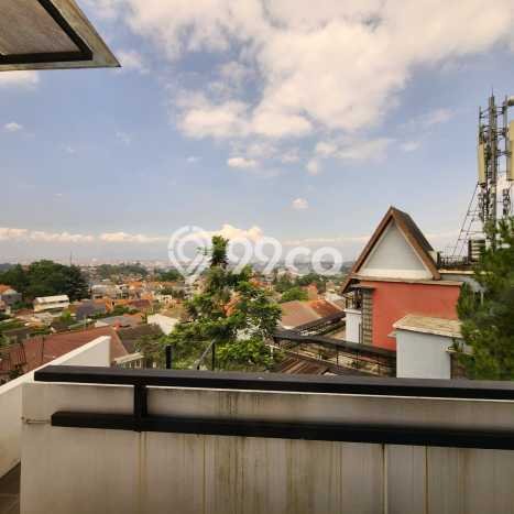 Rumah Cantik Full Furnish di Sayap Dago Bandung Rumah Cantik Full Furnish di Sayap Dago Bandung