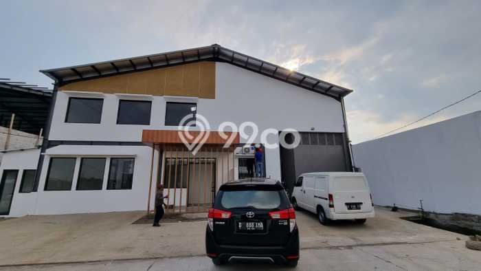 Gudang Dijual di Prime Area Bandung Luas 243m2 Gudang Dijual di Prime Area Bandung Luas 243m2