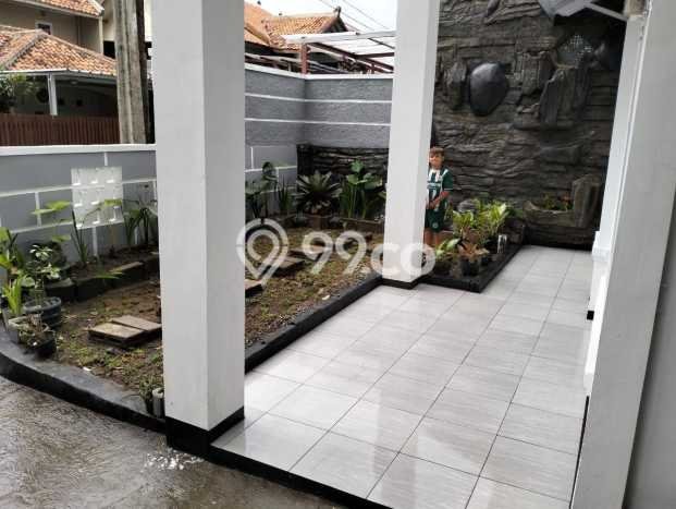 DIJUAL CEPAT! Rumah Sariwangi, Bandung, Luas 194m2m² LB 220m2m² DIJUAL CEPAT! Rumah Sariwangi, Bandung, Luas 194m2m² LB 220m2m²