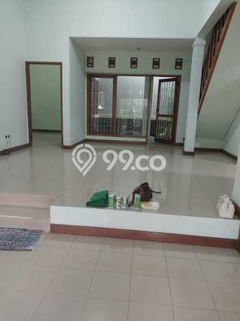 Disewakan Hunian Konsep Modern di Antapani Bandung dengan 5 KT Disewakan Hunian Konsep Modern di Antapani Bandung dengan 5 KT