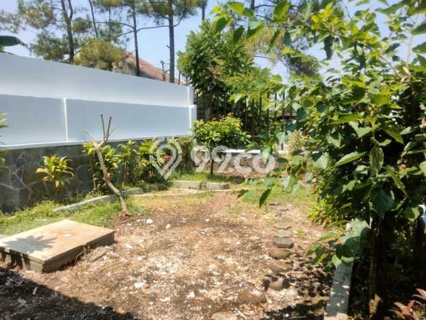 Disewakan Rumah Murah di Geger Kalong Bandung Punya 4 KT Disewakan Rumah Murah di Geger Kalong Bandung Punya 4 KT