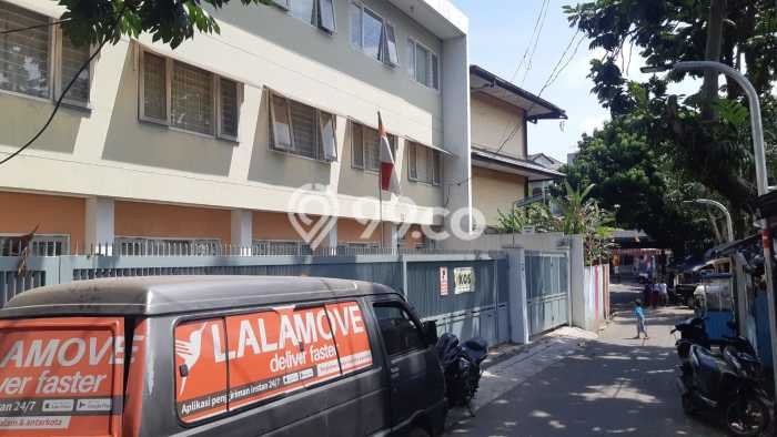 Dijual Rumah Kost di Surya Sumantri, Bandung, 29 KT, 29 KM, Bangunan 340m2 Dijual Rumah Kost di Surya Sumantri, Bandung, 29 KT, 29 KM, Bangunan 340m2