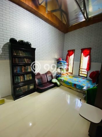 Rumah Murah Nyaman Asri di Komplek Cisaranten Arcamanik Bandung Rumah Murah Nyaman Asri di Komplek Cisaranten Arcamanik Bandung