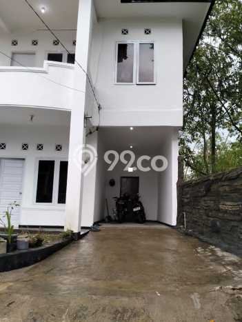 DIJUAL CEPAT! Rumah Sariwangi, Bandung, Luas 194m2m² LB 220m2m² DIJUAL CEPAT! Rumah Sariwangi, Bandung, Luas 194m2m² LB 220m2m²