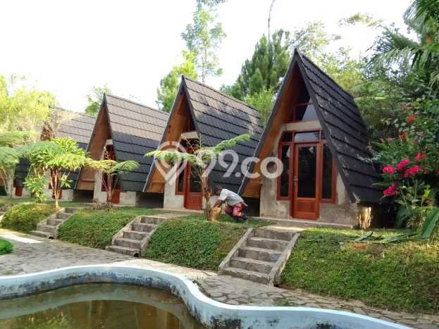 Unit Komersial Dijual di Subang Subang Luas Tanah 5500m2, Luas Bangunan 1000m2 Unit Komersial Dijual di Subang Subang Luas Tanah 5500m2, Luas Bangunan 1000m2
