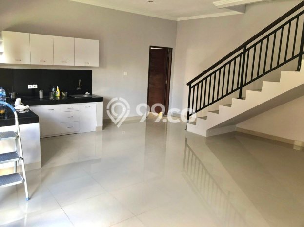 PELUANG INVESTASI! Vila di , Luas 171m2m², ROI Tinggi PELUANG INVESTASI! Vila di , Luas 171m2m², ROI Tinggi