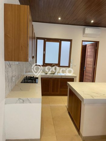 Rumah Akses Mudah area Sanur, Denpasar, Luas 300m² LB 145m² Rumah Akses Mudah area Sanur, Denpasar, Luas 300m² LB 145m²