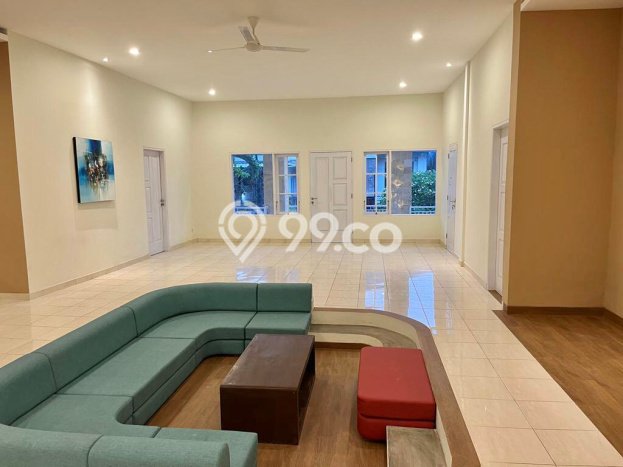For Sale! Luxury House LT 500m2 Desain Modern di Gatot Subroto For Sale! Luxury House LT 500m2 Desain Modern di Gatot Subroto