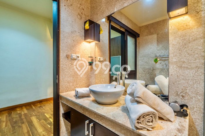 Rumah di , Badung, LT 237m2m² Bangunan 200m2m² Rumah di , Badung, LT 237m2m² Bangunan 200m2m²
