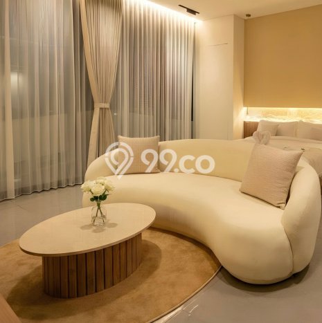Vila Kawasan , Luas 315m2m², Akses ke transportasi umum Vila Kawasan , Luas 315m2m², Akses ke transportasi umum