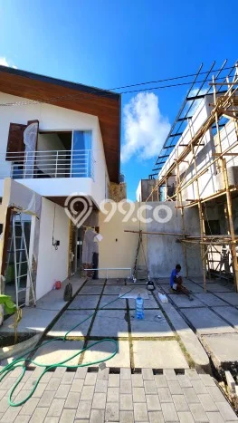 SIAP HUNI! Rumah Strategis area , LT 123m2m² Bangunan 181m2m² SIAP HUNI! Rumah Strategis area , LT 123m2m² Bangunan 181m2m²
