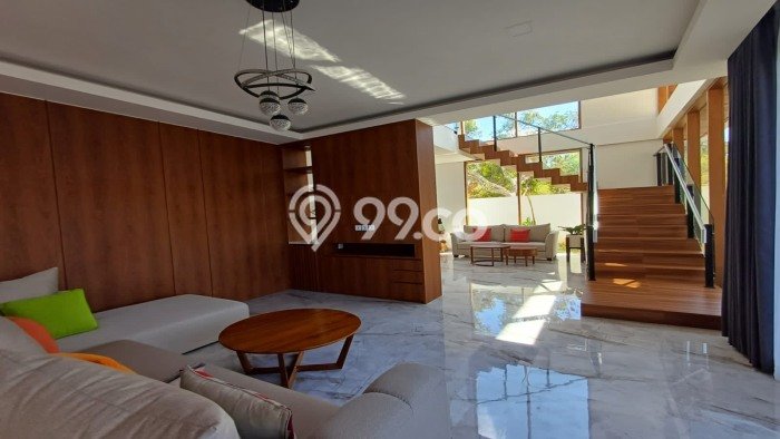 Rumah Kualitas Premium LT 450m2m² Lokasi Prestisius di Kawasan Berkembang , Badung Rumah Kualitas Premium LT 450m2m² Lokasi Prestisius di Kawasan Berkembang , Badung