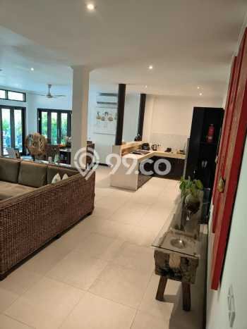 FOR SALE! Vila di , Area 235m2m², Dekat Mudah Fasilitas Umum FOR SALE! Vila di , Area 235m2m², Dekat Mudah Fasilitas Umum