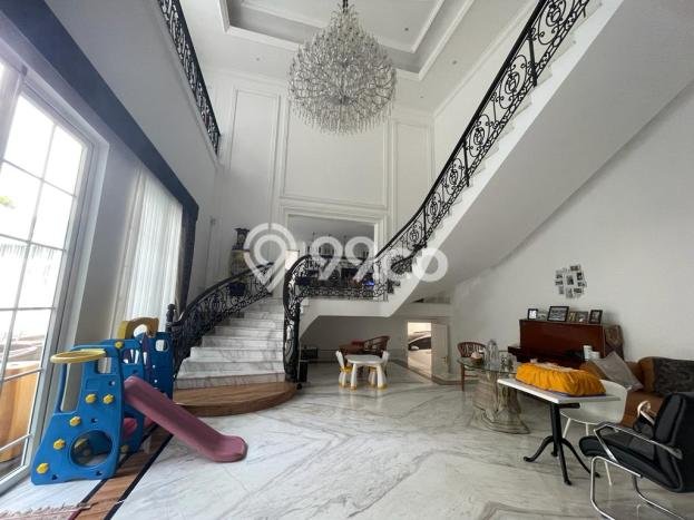 Rumah Mewah LB 1728m2 Siap Pakai Desain Elegan di Ancol, Jakarta Utara Rumah Mewah LB 1728m2 Siap Pakai Desain Elegan di Ancol, Jakarta Utara