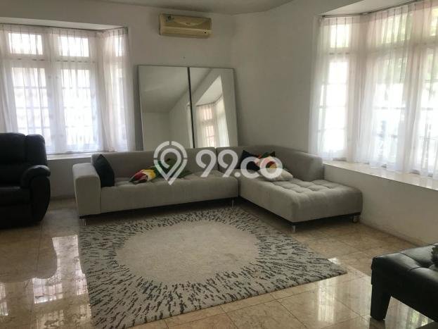 Rumah sewa siap huni 4 Kamar Tidur di Kemang, Jakarta Selatan Rumah sewa siap huni 4 Kamar Tidur di Kemang, Jakarta Selatan