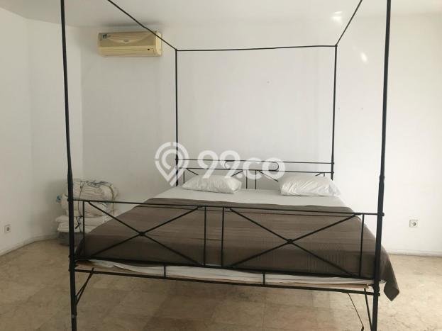 Rumah sewa siap huni 4 Kamar Tidur di Kemang, Jakarta Selatan Rumah sewa siap huni 4 Kamar Tidur di Kemang, Jakarta Selatan