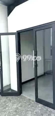 Ruko Disewakan di Junrejo, Luas 200m2m², Lokasi Premium Ruko Disewakan di Junrejo, Luas 200m2m², Lokasi Premium
