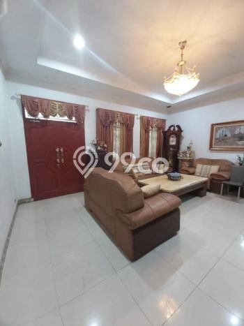 Jual Rumah Luas Megah Dengan View Eksklusif di Kemang, Jakarta Selatan Jual Rumah Luas Megah Dengan View Eksklusif di Kemang, Jakarta Selatan