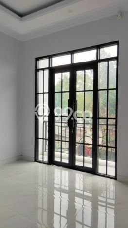 Rumah Modern Cantik 4 KT Bisa Langsung Pindah di Jagakarsa Rumah Modern Cantik 4 KT Bisa Langsung Pindah di Jagakarsa