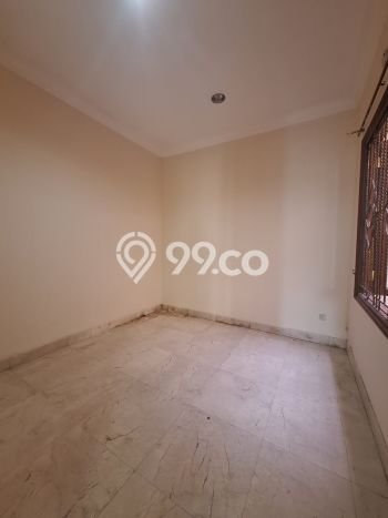 Rumah Luxury Modern Tanpa Renovasi di Rawamangun Jakarta Timur Rumah Luxury Modern Tanpa Renovasi di Rawamangun Jakarta Timur