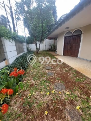 Jual Rumah Luas Megah Dengan View Cantik di Mampang, Jakarta Selatan Jual Rumah Luas Megah Dengan View Cantik di Mampang, Jakarta Selatan