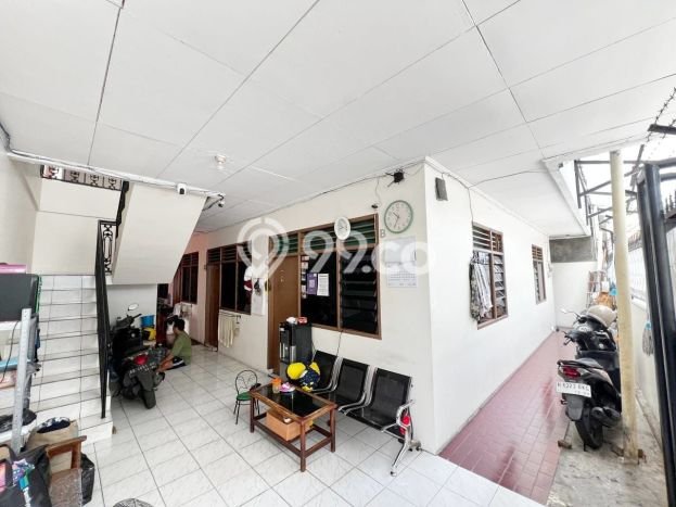 Dijual Rumah Kost di Setiabudi, Jakarta Selatan, 42 KT, 10 KM, Bangunan 796m2 Dijual Rumah Kost di Setiabudi, Jakarta Selatan, 42 KT, 10 KM, Bangunan 796m2