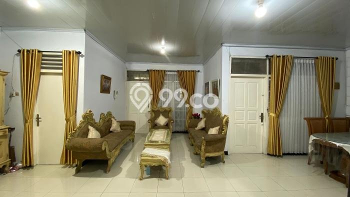 Siap Huni Rumah Mewah 6 Kamar di Tanah Abang Dekat ke Mana Saja Siap Huni Rumah Mewah 6 Kamar di Tanah Abang Dekat ke Mana Saja