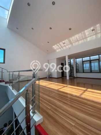 Dijual Rumah Premium dengan Fasilitas Sekitar Komplit di Tebet, Jakarta Selatan Dijual Rumah Premium dengan Fasilitas Sekitar Komplit di Tebet, Jakarta Selatan