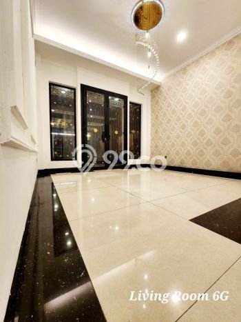 Rumah Luxury Modern Tanpa Renovasi di Jati Padang Jakarta Selatan Rumah Luxury Modern Tanpa Renovasi di Jati Padang Jakarta Selatan
