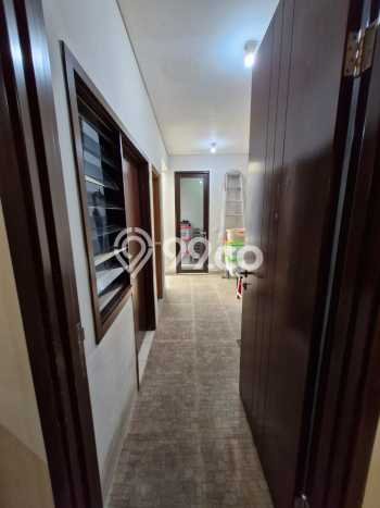 Rumah Mewah LB 152m2 Siap Huni Desain Elegan di BSD Eminent, Tangerang Rumah Mewah LB 152m2 Siap Huni Desain Elegan di BSD Eminent, Tangerang