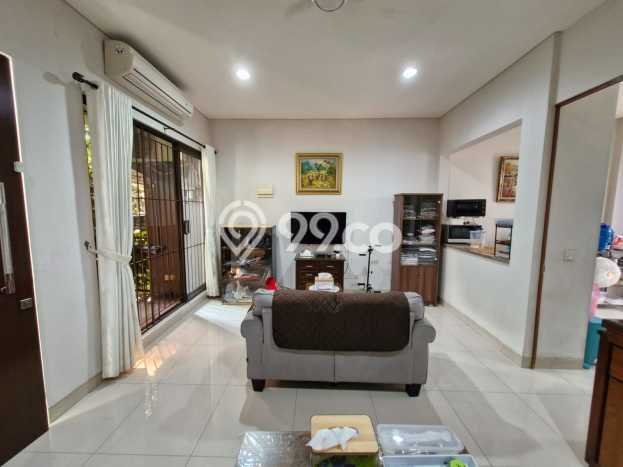 Rumah Mewah LB 152m2 Siap Huni Desain Elegan di BSD Eminent, Tangerang Rumah Mewah LB 152m2 Siap Huni Desain Elegan di BSD Eminent, Tangerang