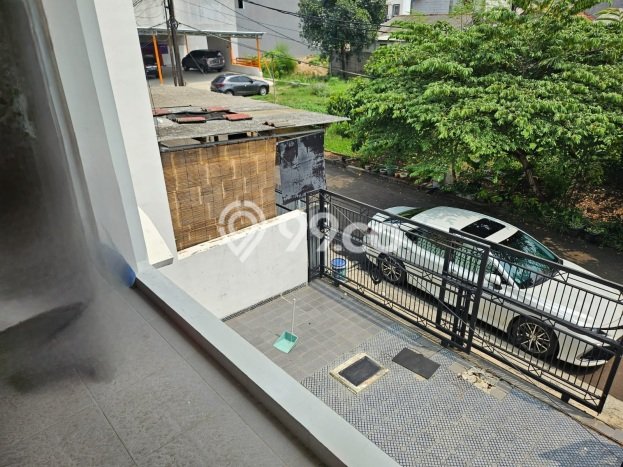 Rumah Modern 4 Kamar LT 90m2 di Gading Serpong Rumah Modern 4 Kamar LT 90m2 di Gading Serpong