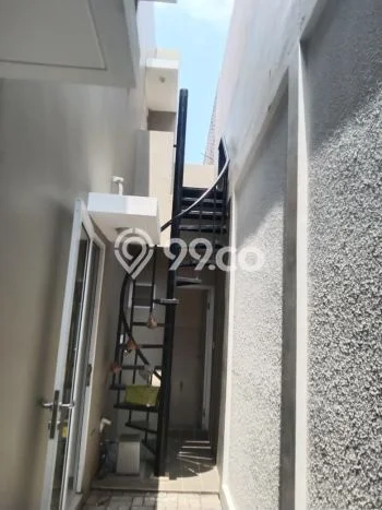 Disewakan Rumah Konsep Minimalis di Gading Serpong Tangerang dengan 3 Kamar Disewakan Rumah Konsep Minimalis di Gading Serpong Tangerang dengan 3 Kamar