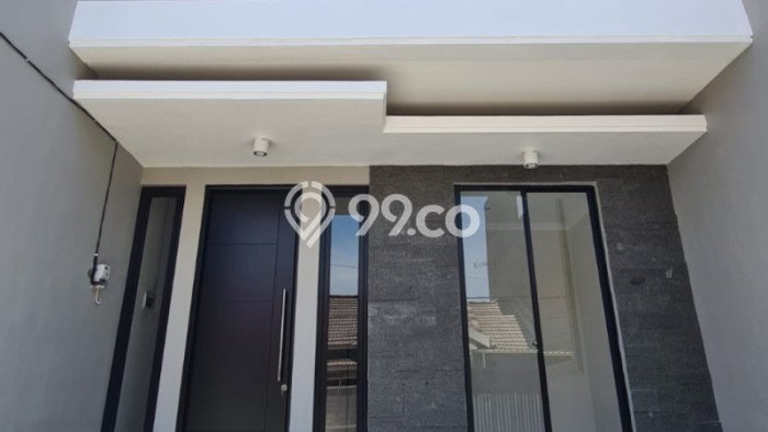 Jual Rumah Bagus Siap Huni LB 120m2 di Sukolilo, Surabaya Jual Rumah Bagus Siap Huni LB 120m2 di Sukolilo, Surabaya