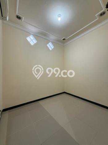 Disewakan Segera Rumah Kondisi Bagus di Area Dukuh Pakis, Surabaya Disewakan Segera Rumah Kondisi Bagus di Area Dukuh Pakis, Surabaya
