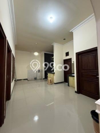 Disewakan Segera Rumah Kondisi Bagus di Area Dukuh Pakis, Surabaya Disewakan Segera Rumah Kondisi Bagus di Area Dukuh Pakis, Surabaya