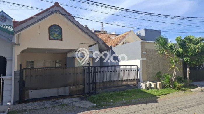 For Sale Rumah 0 Kamar Lokasi Strategis Bagus dan Strategis di Rungkut For Sale Rumah 0 Kamar Lokasi Strategis Bagus dan Strategis di Rungkut