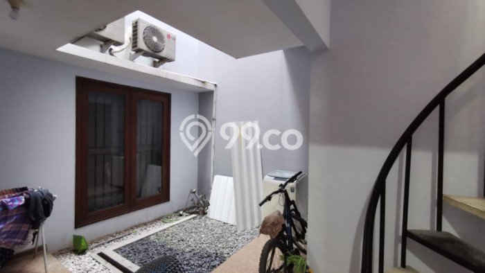 Rumah Modern Minimalis 4 Kamar Siap Huni di Sukolilo Rumah Modern Minimalis 4 Kamar Siap Huni di Sukolilo