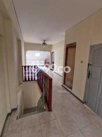 LOKASI STRATEGIS! Rumah di Cilandak, Dekat Stasiun, 2 KM, LT 115m2m² LB 200m2m² LOKASI STRATEGIS! Rumah di Cilandak, Dekat Stasiun, 2 KM, LT 115m2m² LB 200m2m²