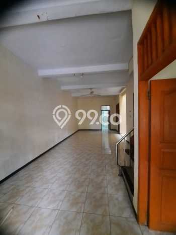 Rumah Nyaman di Cempaka Putih, 3 KM, Akses Mudah Rumah Nyaman di Cempaka Putih, 3 KM, Akses Mudah