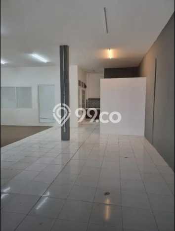 Rumah Asri di Tebet, 2 KT, Akses Mudah Rumah Asri di Tebet, 2 KT, Akses Mudah
