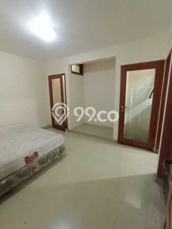 Rumah di , Akses ke Mall, 0 KT Rumah di , Akses ke Mall, 0 KT